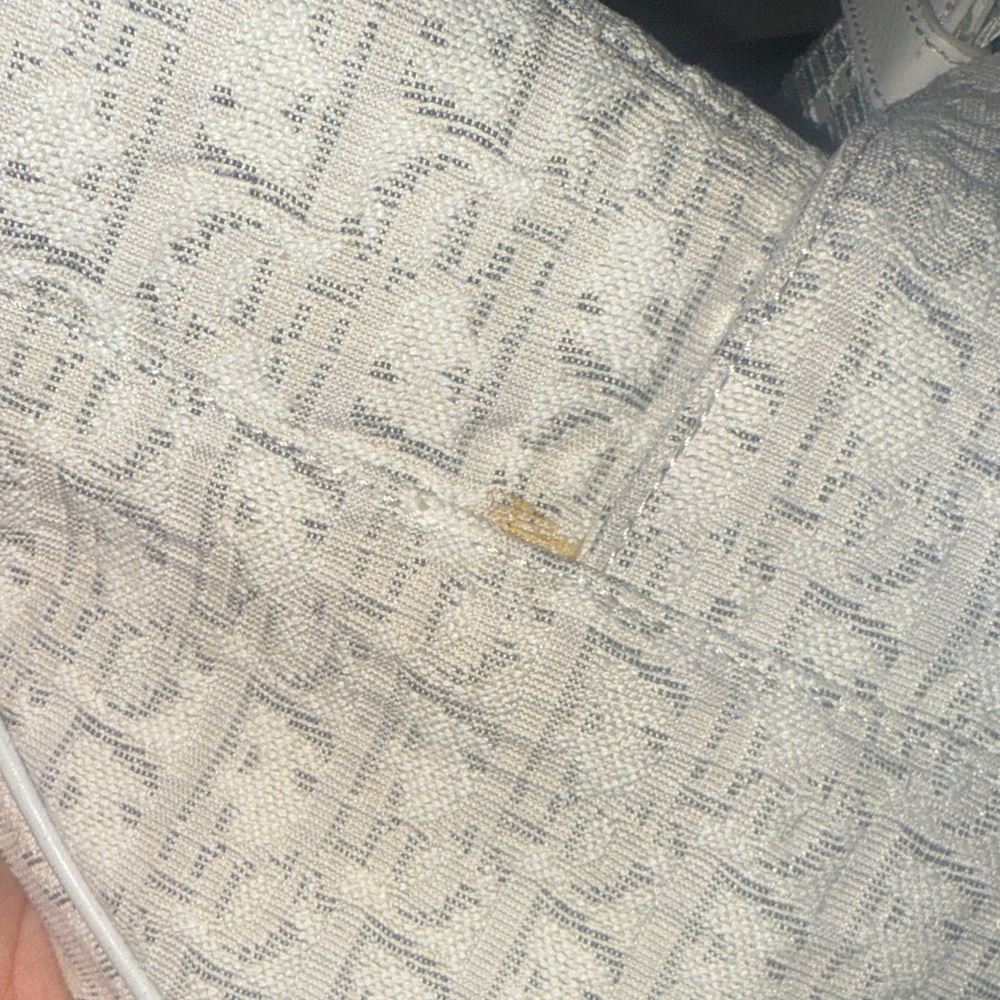 Authentic Dior Cream Men's Bag - Picture 7 of 16